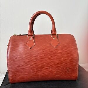 Louis Vuitton Speedy 25 Epi Leather Top-Handle Bag